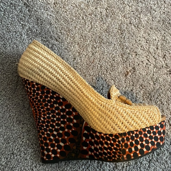 Burberry open toe wedges - Picture 5 of 8